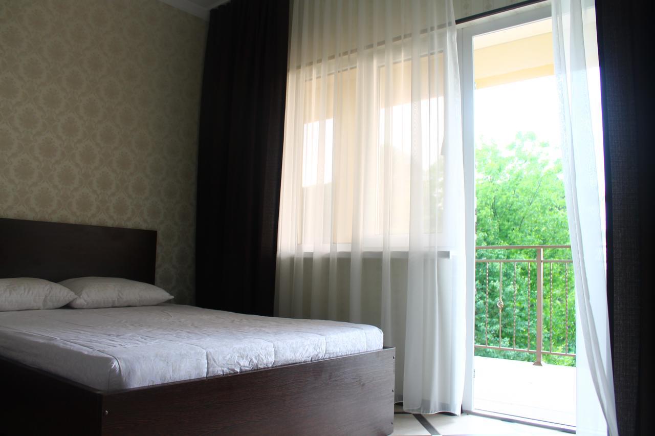 Guest House Black Sea Alakhadze Екстериор снимка